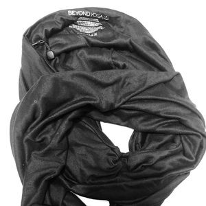 Beyond Yoga infinity scarf with hidden pocket